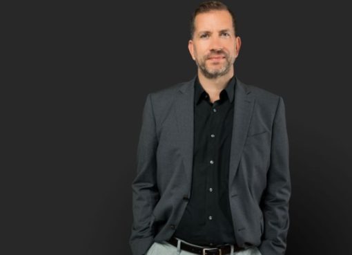 Dr. Robert Momberg,