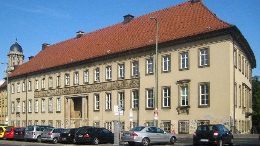 Alte Münze