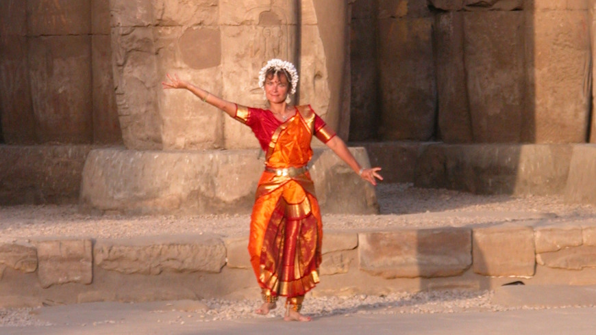 Amina Mendez tanzt Bharatanatyam