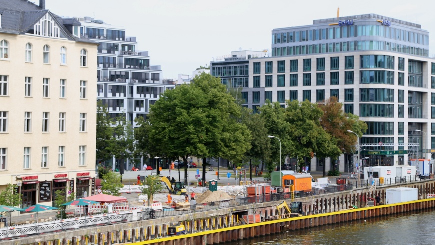 Neubau: Schiffbauerdammbrücke