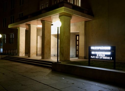 Polizeipräsidium Platz der Luftbrücke