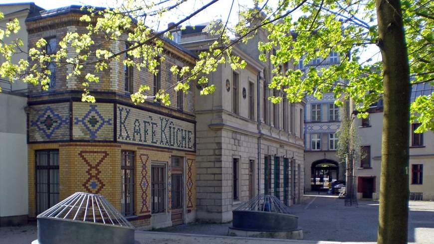 Bibliothek am Luisenbad