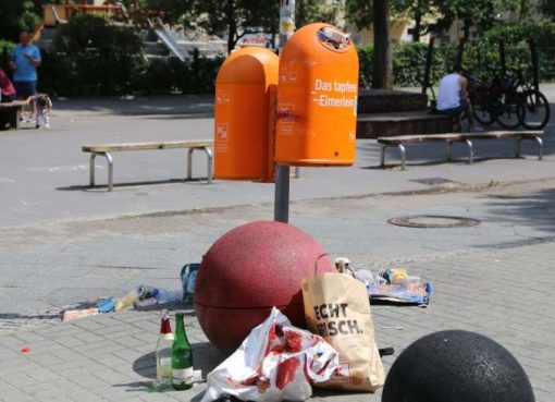 BSR-Abfalleimer: „Das tapfere Eimerlein“