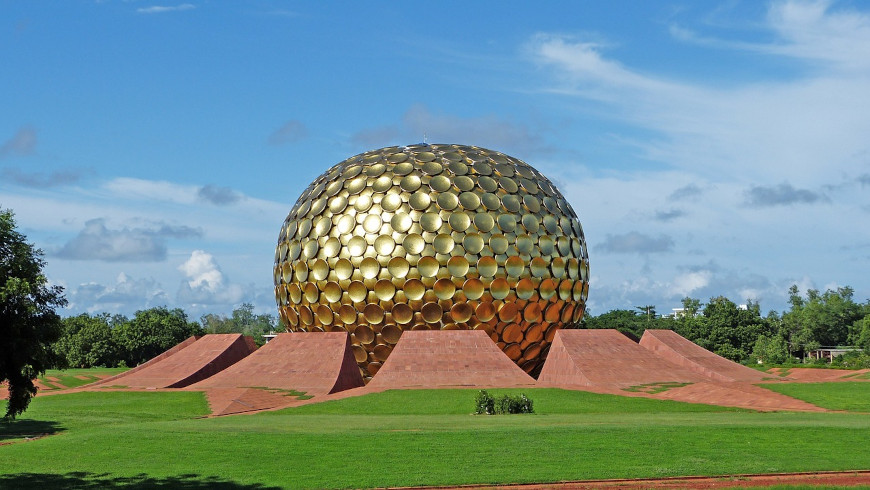 Matrimandir in Auroville, in Indien