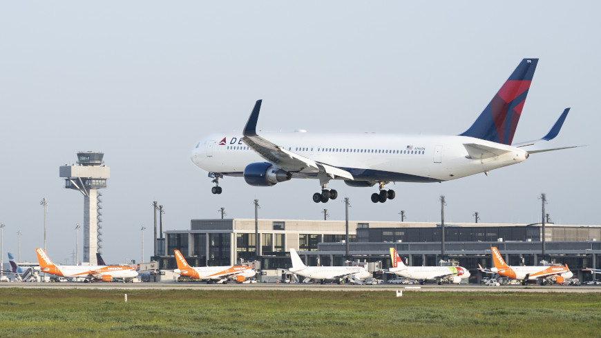 Erstflug von Delta Air Lines von Flughafen BER, nach New York