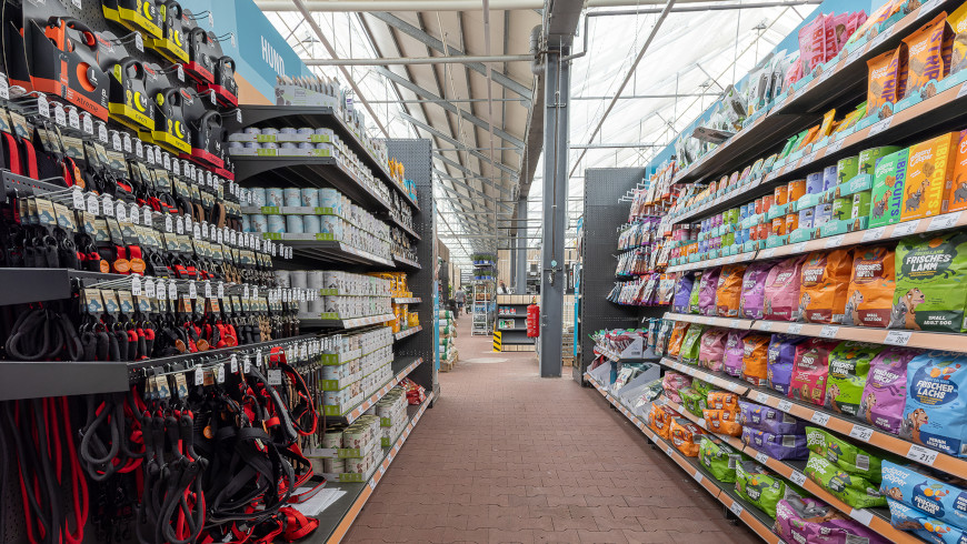 toom Baumarkt mit Heimtierabteilung